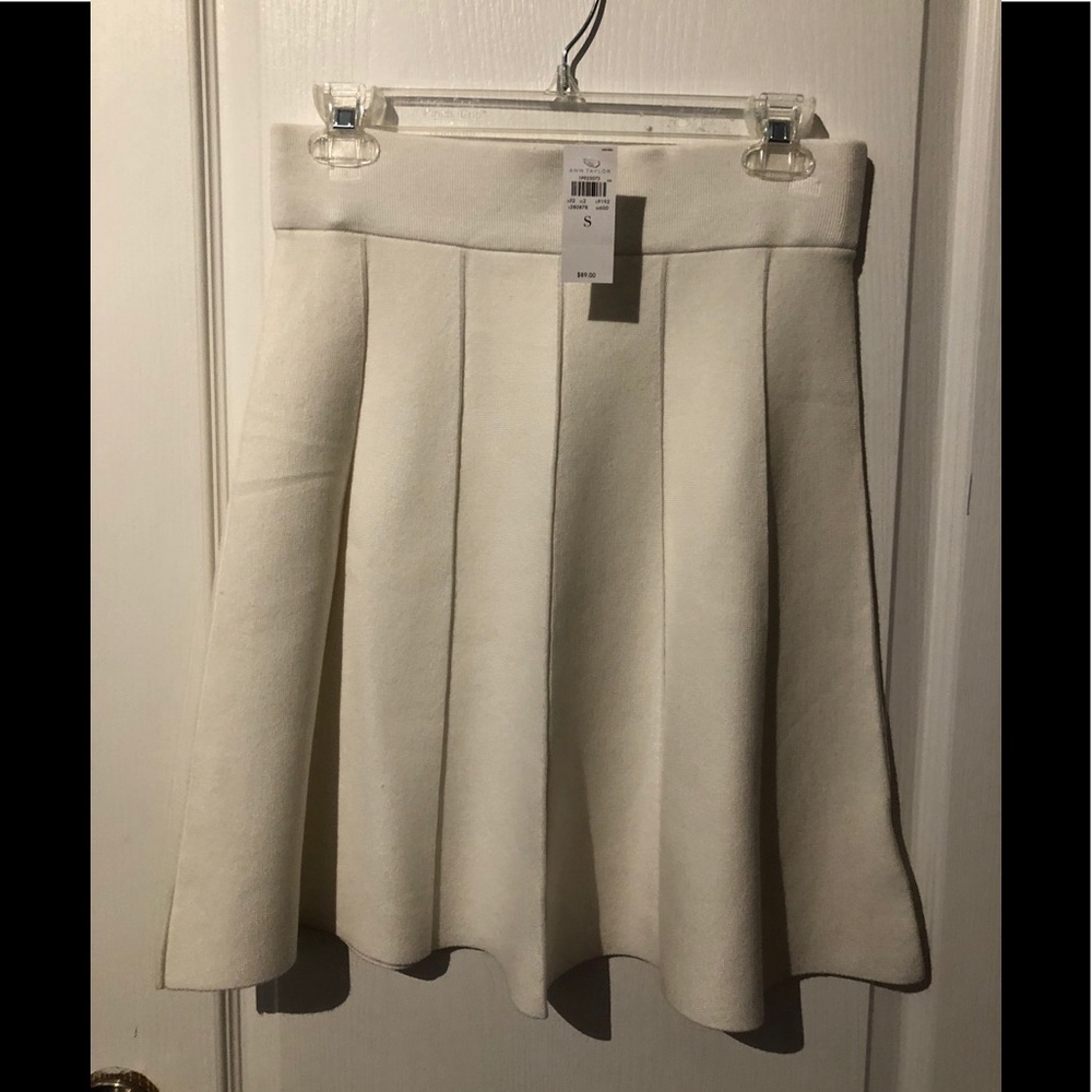Knit skirt